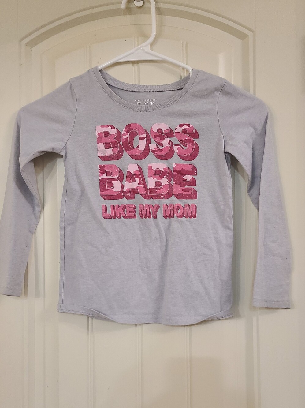 Little Girls' 'Boss Babe Like My Mom' Pink Graphic Long-Sleeve Tee Size 5T
